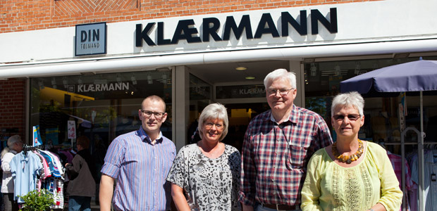 Ejerskifte hos Klærmann i Fjerritslev, fra venstre: Michael Winther-Jensen, Mariane Klitgaard, Benny Hegelund og Else Hegelund. Foto: Mattias Bodilsen
