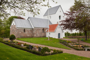 Vust Kirke