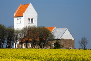 Øsløs Kirke