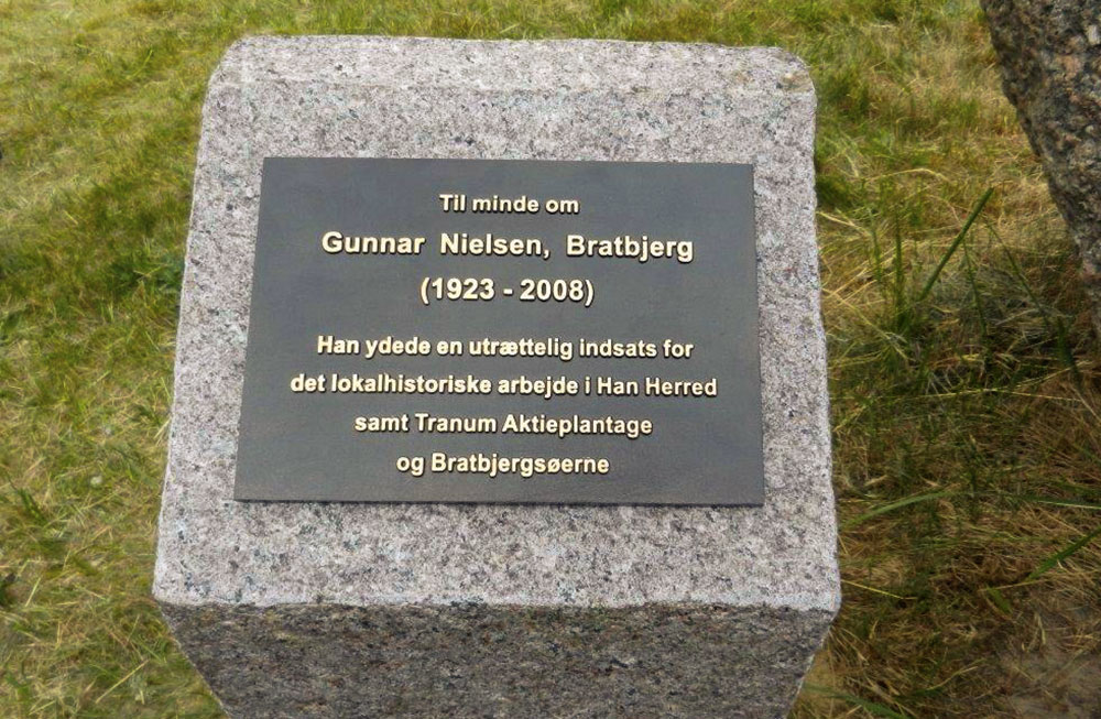 Gunnar Nielsens mindeplade ved Bratbjerg Søerne